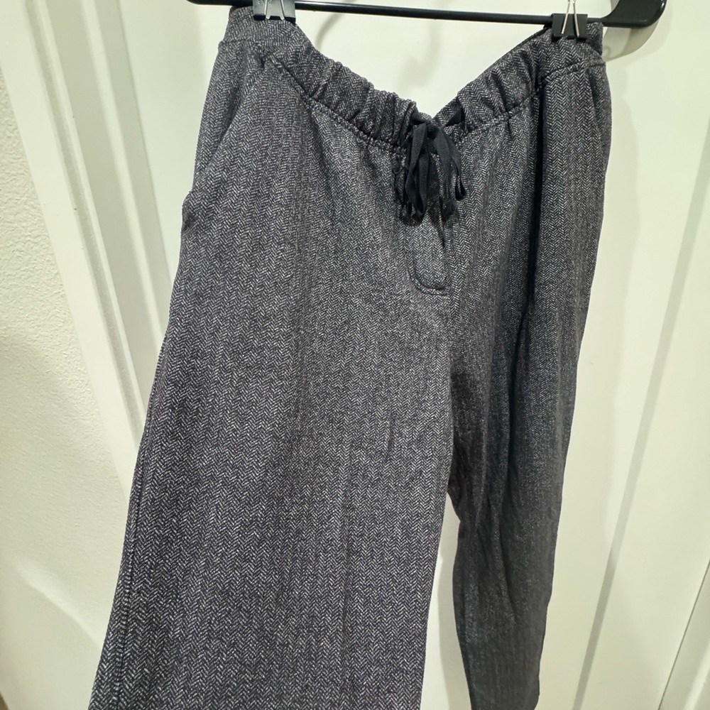 Lululemon Athletica Gray Trousers with Elastic Waistband